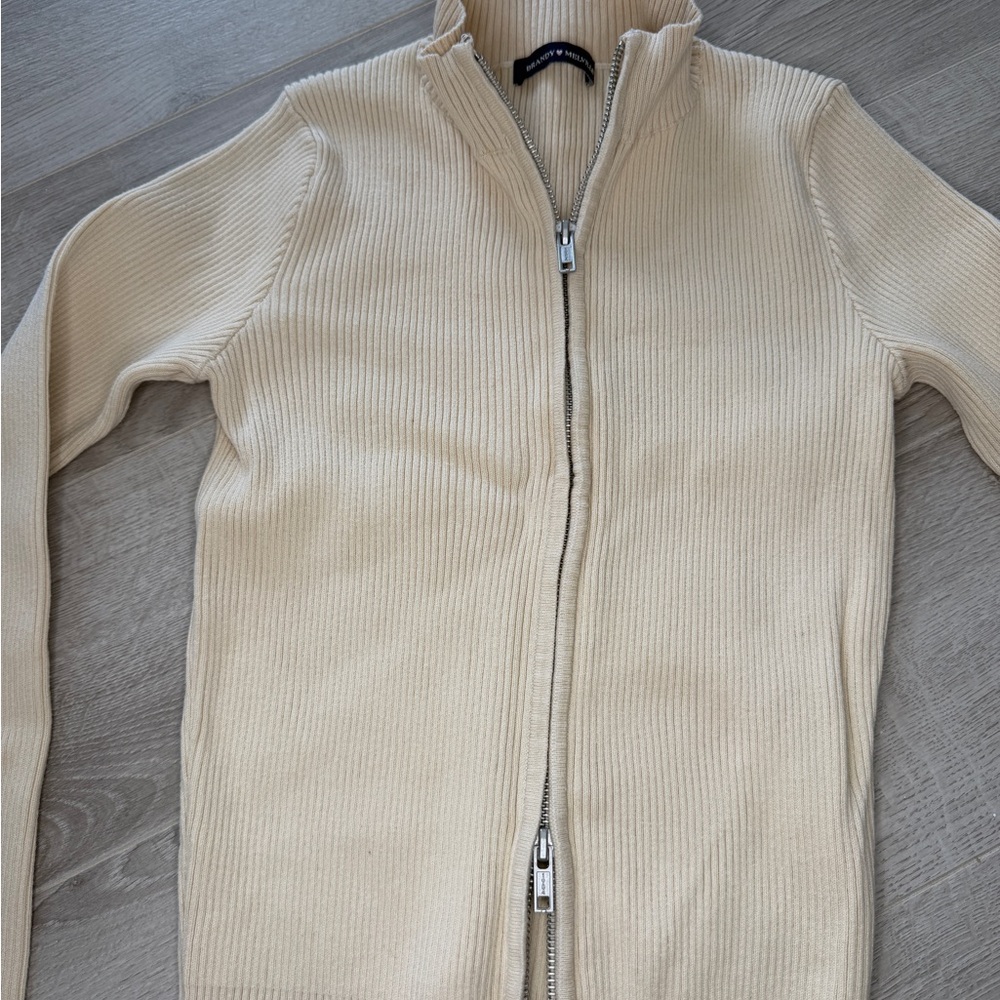 Brandy Melville Ribbed Zip Sweater Cream Cropped OS Mock Neck - Picture 4 of 6